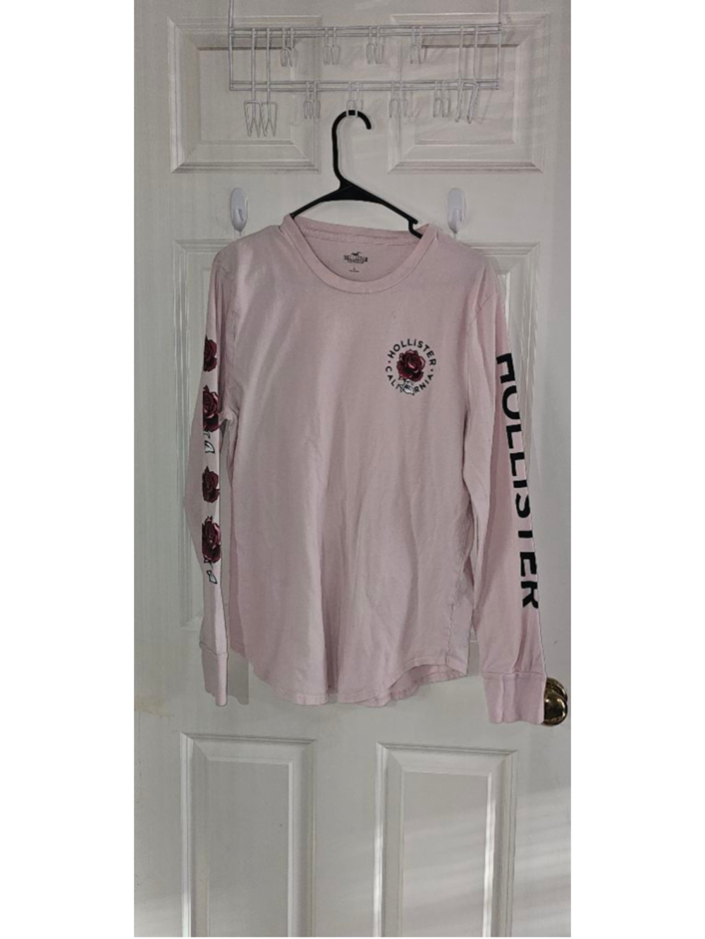 Women's Hollister Long Sleeve Tee L Pink with Red Roses